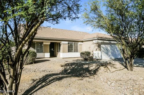 16238 28th St, Phoenix AZ  85032-3002 exterior