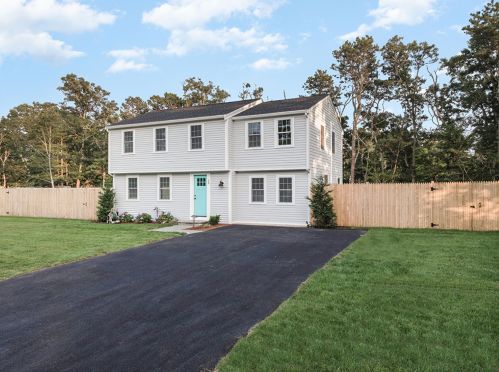 15 Sidney Rd, Harwich MA  02645-1223 exterior