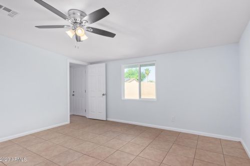 6802 Cambridge Ave, Phoenix AZ 85008-1216 exterior