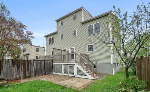 25 Littlejohn St, Arlington, MA 02474-8845