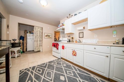 247 Dover St, Fall River MA 02721-2703 exterior