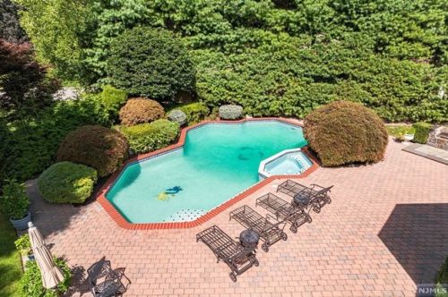 354 Madison Ave, Cresskill NJ 07626-1338 exterior