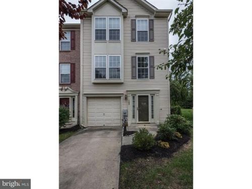 109 Mount Vernon Ct, West Deptford, NJ 08096-6893