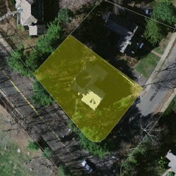 624 Dedham St, Newton MA 02459-3322 aerial view