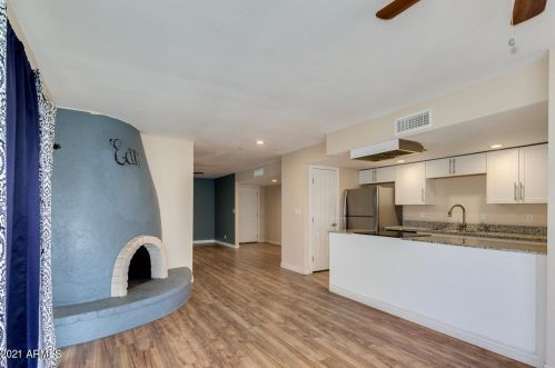 3202 Becker Ln, Phoenix AZ 85029-5140 exterior