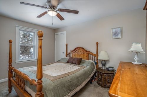 38 Fredette St, Royalston MA 01331-1112 exterior