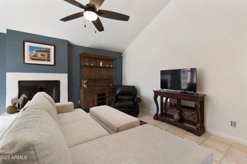 13816 42nd Pl, Phoenix AZ  85032-5848 exterior