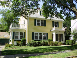 19 Rangeley Rd, Newton, MA 02465-1218