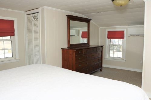 372 St, Weymouth MA 02191-1330 exterior