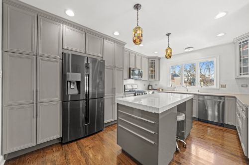 3111 Wenonah Ave, Forest View IL 60402-2930 exterior