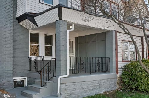 6529 20th St, Philadelphia, PA 19138-3101