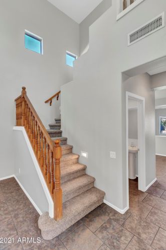 9118 Cypress St, Phoenix AZ 85003-1106 exterior