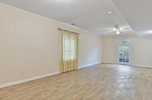 4934 Leeds Ct, Atlanta GA exterior