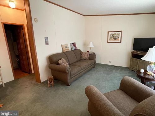 712 Cardinal Ave, West Deptford NJ 08051-1387 exterior