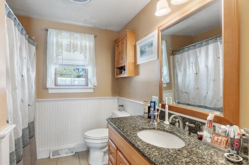 399 Park St, North Reading MA 01864-2809 exterior