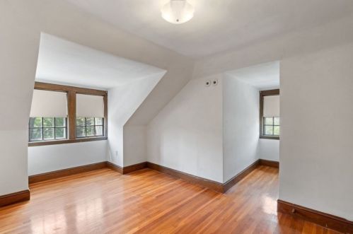 119 Washington St, Newton MA 02458-2250 exterior