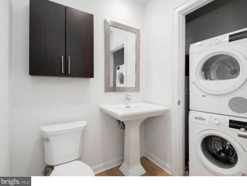 230 Columbus Blvd, Philadelphia PA  19106-0039 exterior