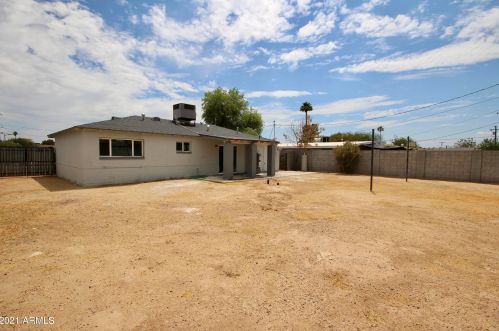 2908 Bloomfield Rd, Phoenix AZ 85029-2950 exterior