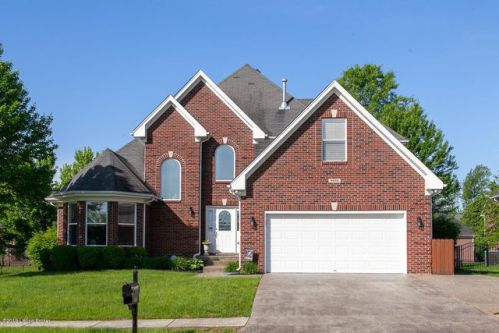 4608 Cherry Forest Cir, Louisville KY  40245-2125 exterior