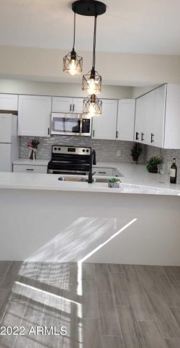 4737 Belleview St, Phoenix AZ 85008-5606 exterior