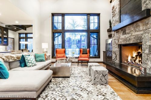 2424 Iron Mtn Dr, Park City UT 84060-6559 exterior