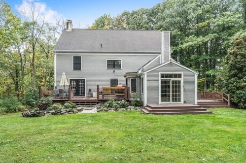 49 Grn St, Newbury MA 01950-2582 exterior