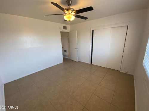 1915 Chipman Rd, Phoenix AZ 85040-2632 exterior
