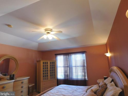 612 Schaeffer Ave, West Deptford NJ 08096-6631 exterior