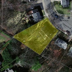 101 Woodcliff Rd, Newton MA 02461-1824 aerial view