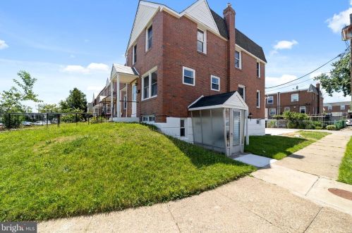 7254 Horrocks St, Philadelphia, PA 19149-1219