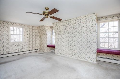 97 Hl St, Topsfield MA 01983-2410 exterior