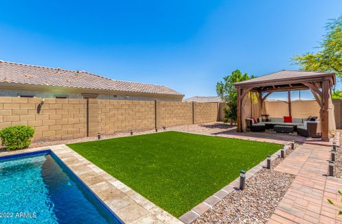 7814 29th Pl, Phoenix AZ  85042-7139 exterior
