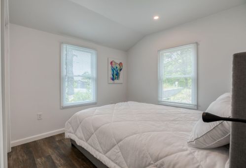 280 Great Pond Rd, Eastham MA  02642-2402 exterior