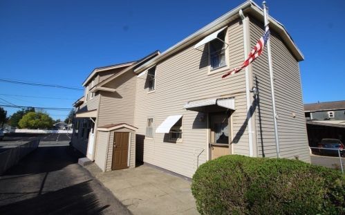 32 Winter St, Taunton MA 02780-1922 exterior