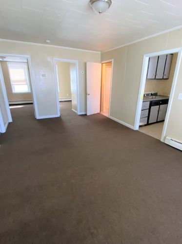 189 Hamlet St, Fall River MA 02724-3363 exterior