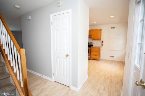 127 Brent Ct, West Deptford NJ  08086-2003 exterior