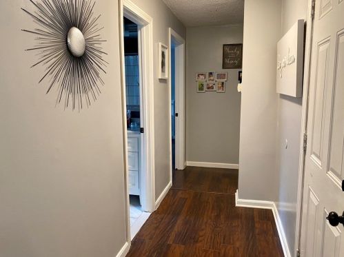 1070 Somerset Ave, Taunton MA 02780-4622 exterior