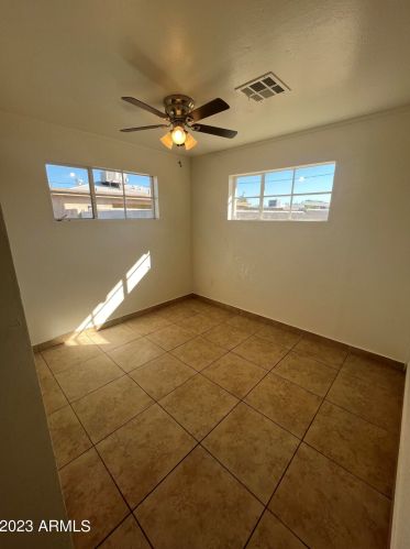 6807 8th St, Phoenix AZ 85022-3103 exterior