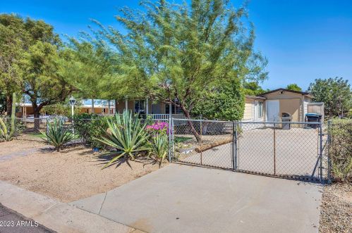 19425 26th St, Phoenix AZ  85050-1906 exterior