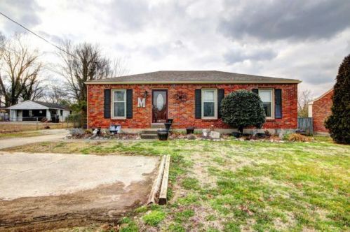 8006 Smyrna Pkwy, Louisville KY  40228-2321 exterior