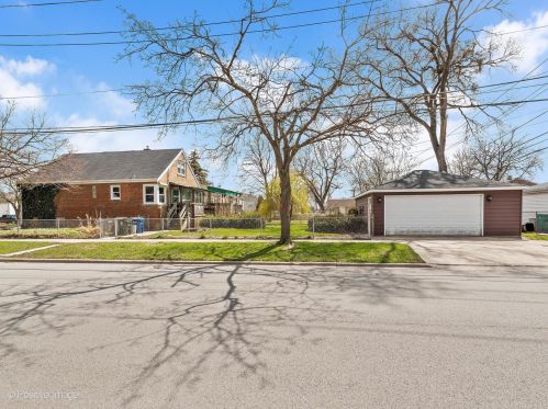 4500 Wisconsin Ave, Forest View IL 60402-3954 exterior