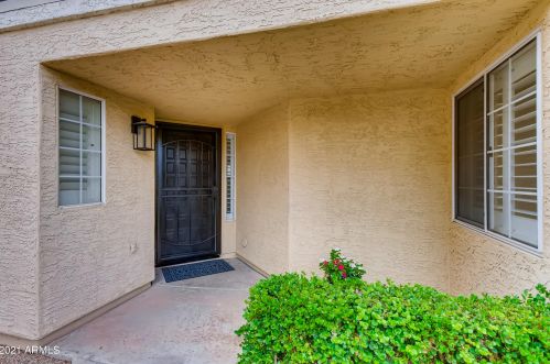 11804 40th Way, Phoenix, AZ 85028-1504