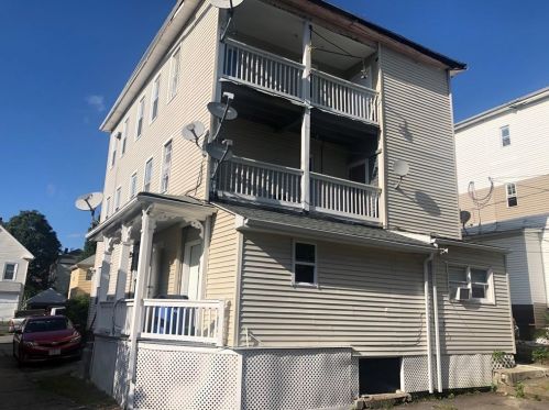 19 Suffield St, Worcester MA 01610-1973 exterior