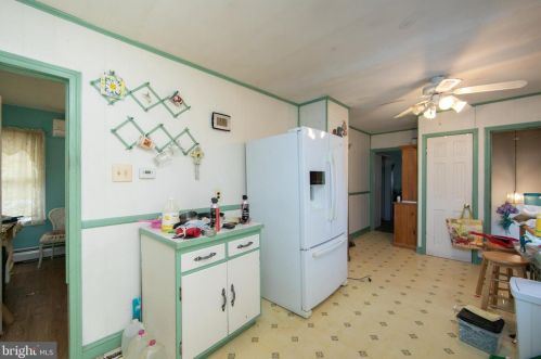 1909 Pt Pleasant Ave, West Deptford NJ 08096-4325 exterior