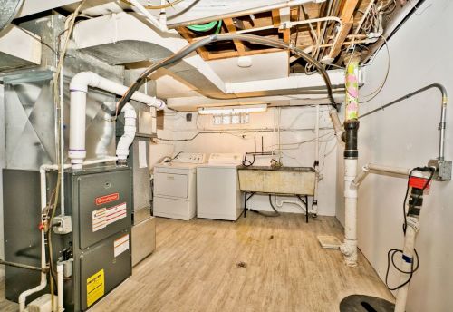 3626 Oak Park Ave, Forest View IL 60402-3865 exterior