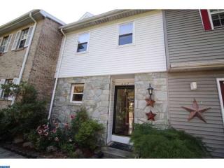 447 Wyomissing Ave, Reading, PA 19607-1936