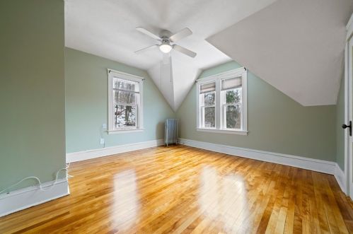 44 Beaconsfield Rd, Worcester MA 01602-1303 exterior