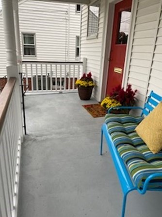 1138 Chestnut St, Newton, MA 02464-1309