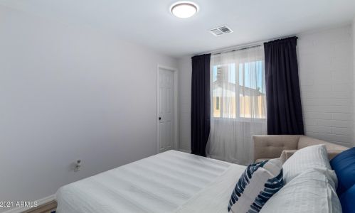 7202 Coolidge St, Phoenix AZ  85033-1429 exterior