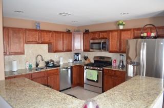 5 Crestmont Ct, Hardyston, NJ 07419-9758